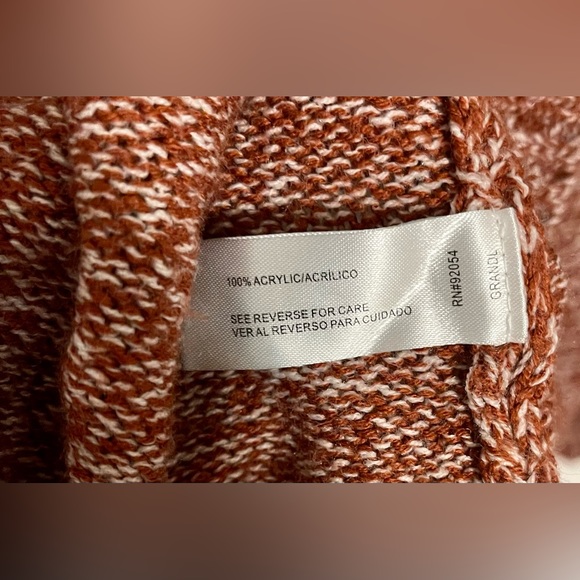 MADISON LILLY Size Large Serra Cable Knit Cardigan Stitch Fix Sweater - Picture 4 of 4